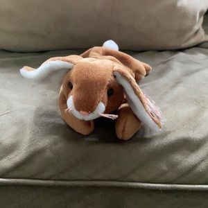TY BEANIE BABY EARS THE RABBIT